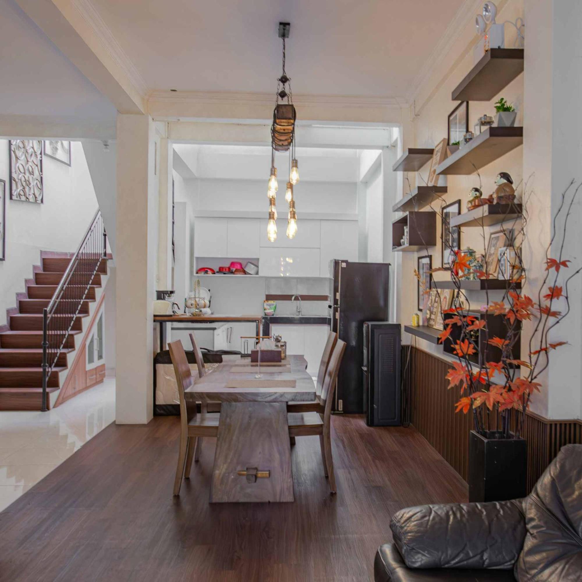Inez Homestay Γιογκιακάρτα Εξωτερικό φωτογραφία