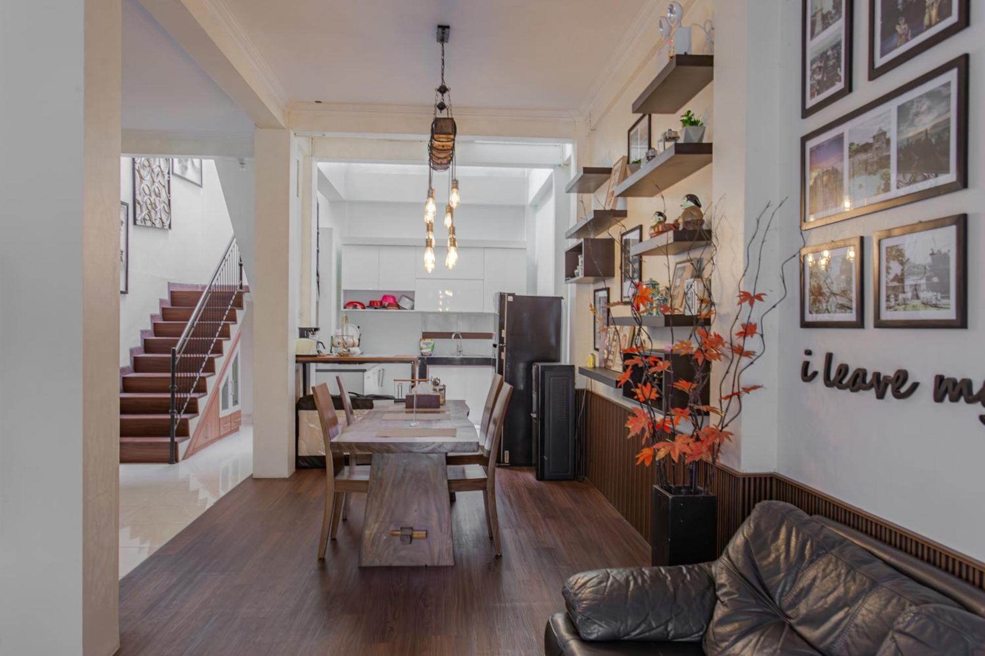 Inez Homestay Γιογκιακάρτα Εξωτερικό φωτογραφία