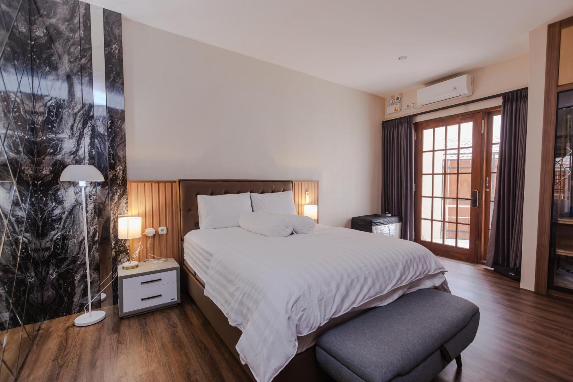 Inez Homestay Γιογκιακάρτα Εξωτερικό φωτογραφία